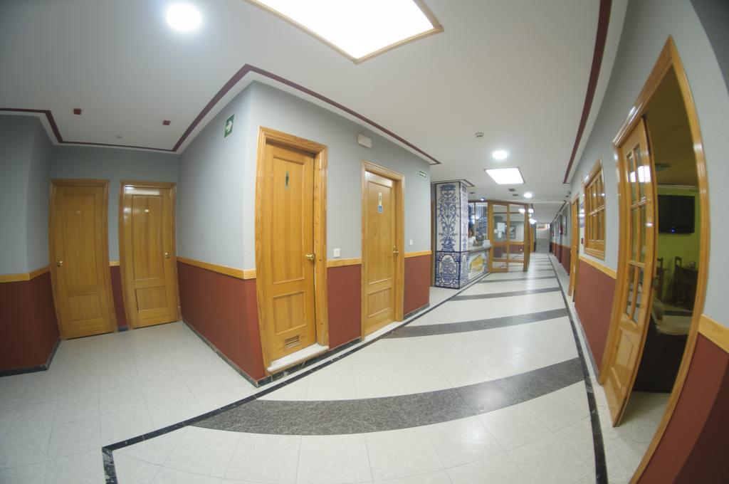 Hotel Lux Aljarafe Mairena del Aljarafe Buitenkant foto