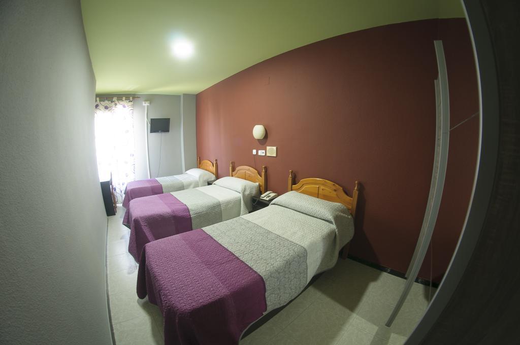 Hotel Lux Aljarafe Mairena del Aljarafe Buitenkant foto
