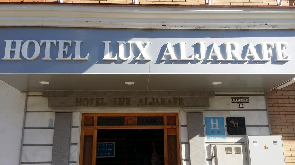 Hotel Lux Aljarafe Mairena del Aljarafe Buitenkant foto