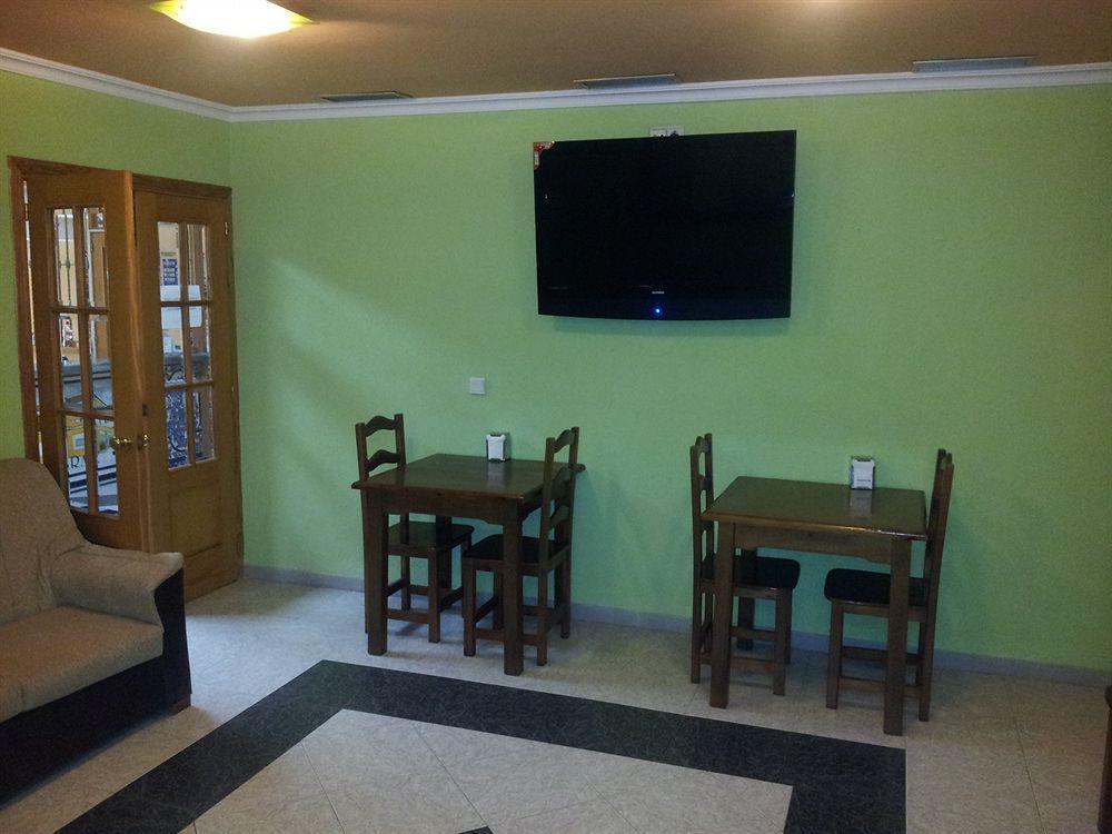 Hotel Lux Aljarafe Mairena del Aljarafe Buitenkant foto