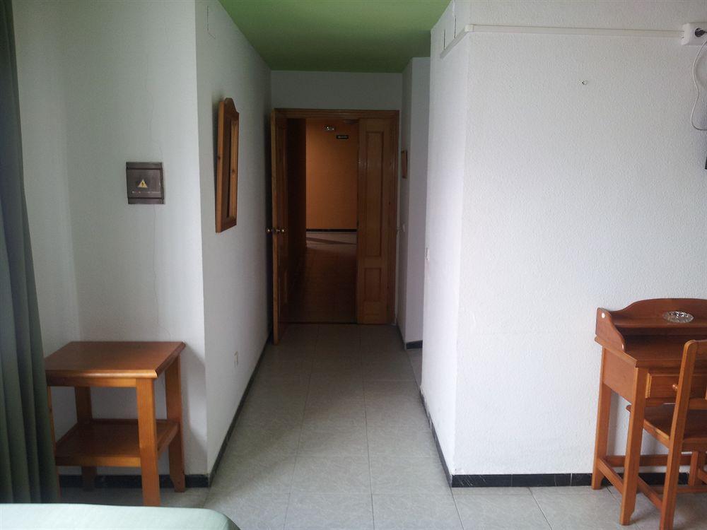 Hotel Lux Aljarafe Mairena del Aljarafe Buitenkant foto