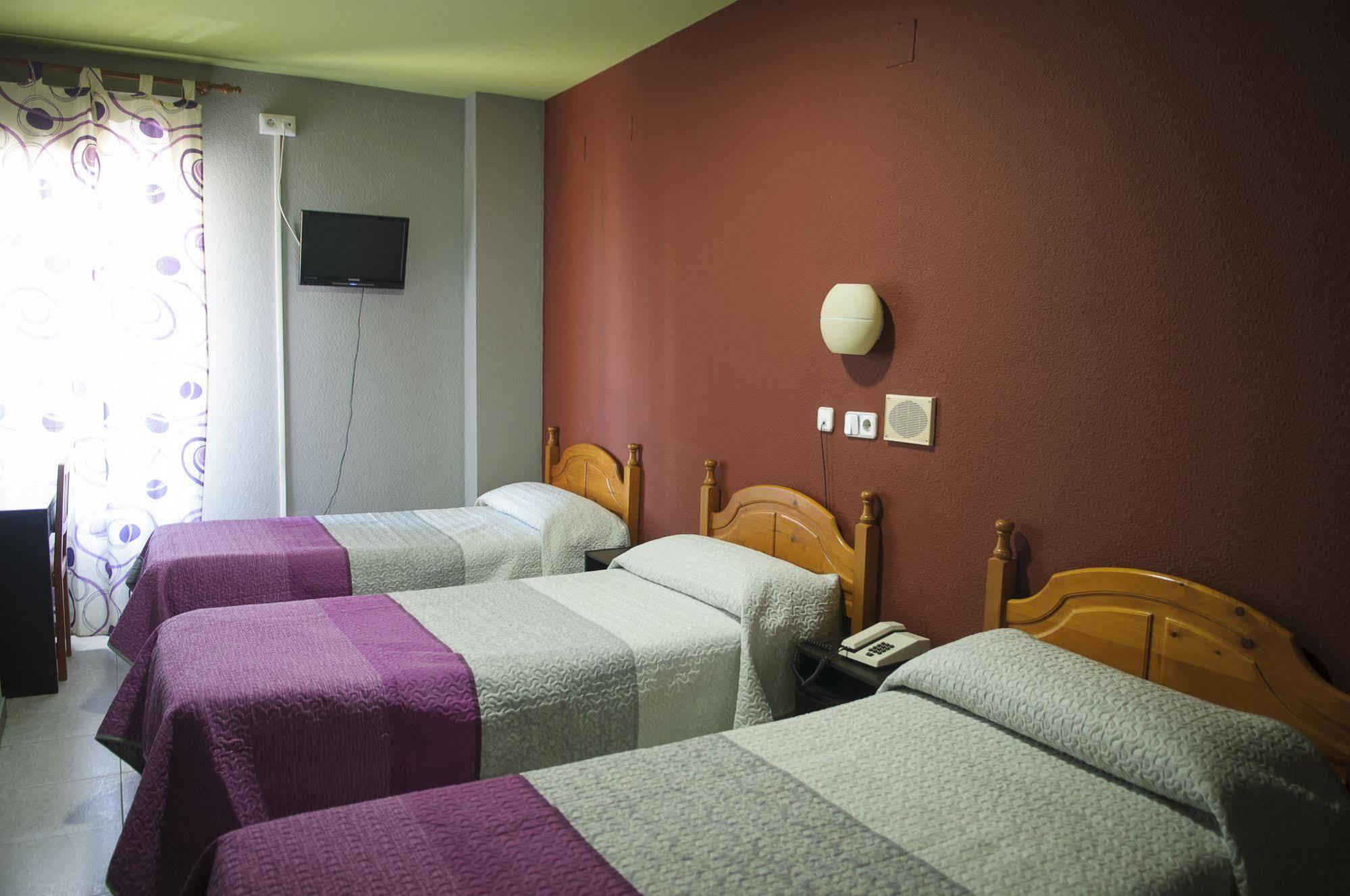 Hotel Lux Aljarafe Mairena del Aljarafe Buitenkant foto