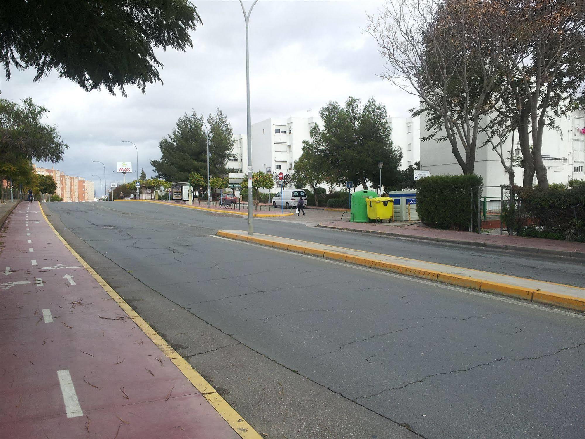 Hotel Lux Aljarafe Mairena del Aljarafe Buitenkant foto